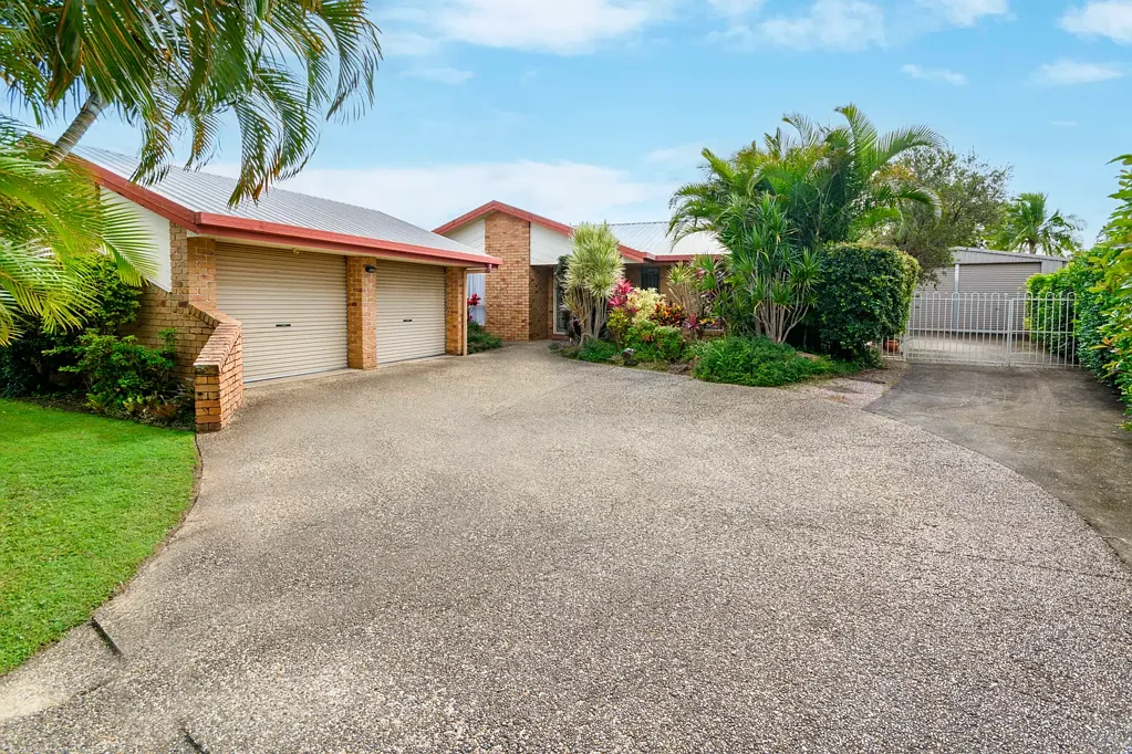 10 Fairway Court, Caboolture, QLD 4510