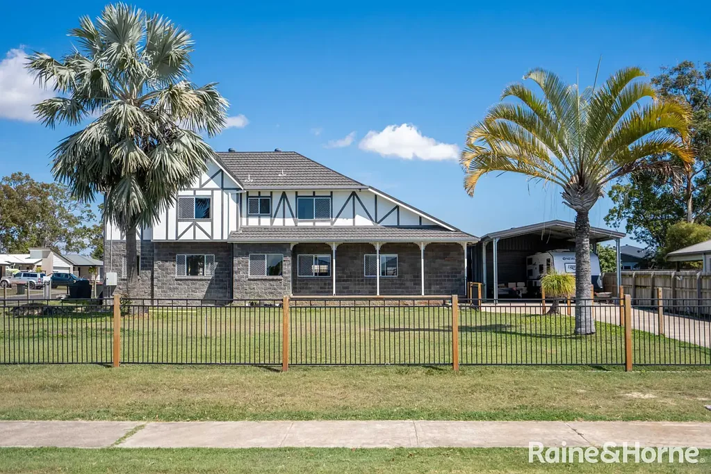 Urangan 4房  Grand Family Home - Subdivision Approaching Completion