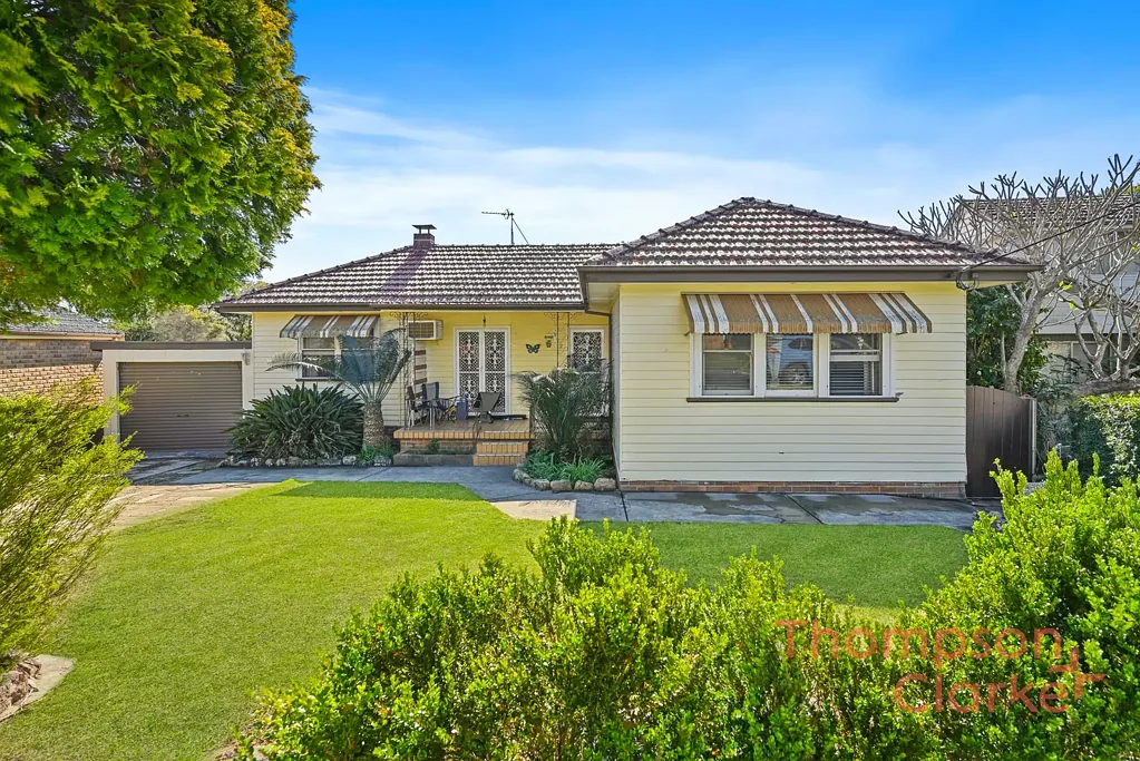 East Maitland 3Kwarto Spacious East Maitland Home with Comfort and Exciting Potential!!!