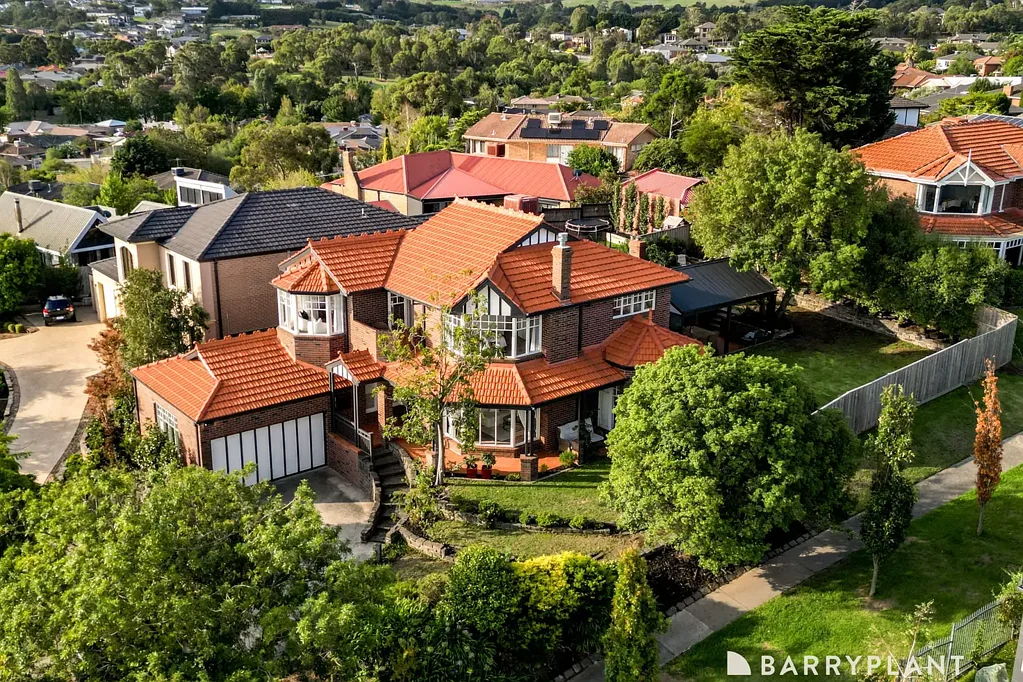 10 Telford Drive, Berwick, VIC 3806