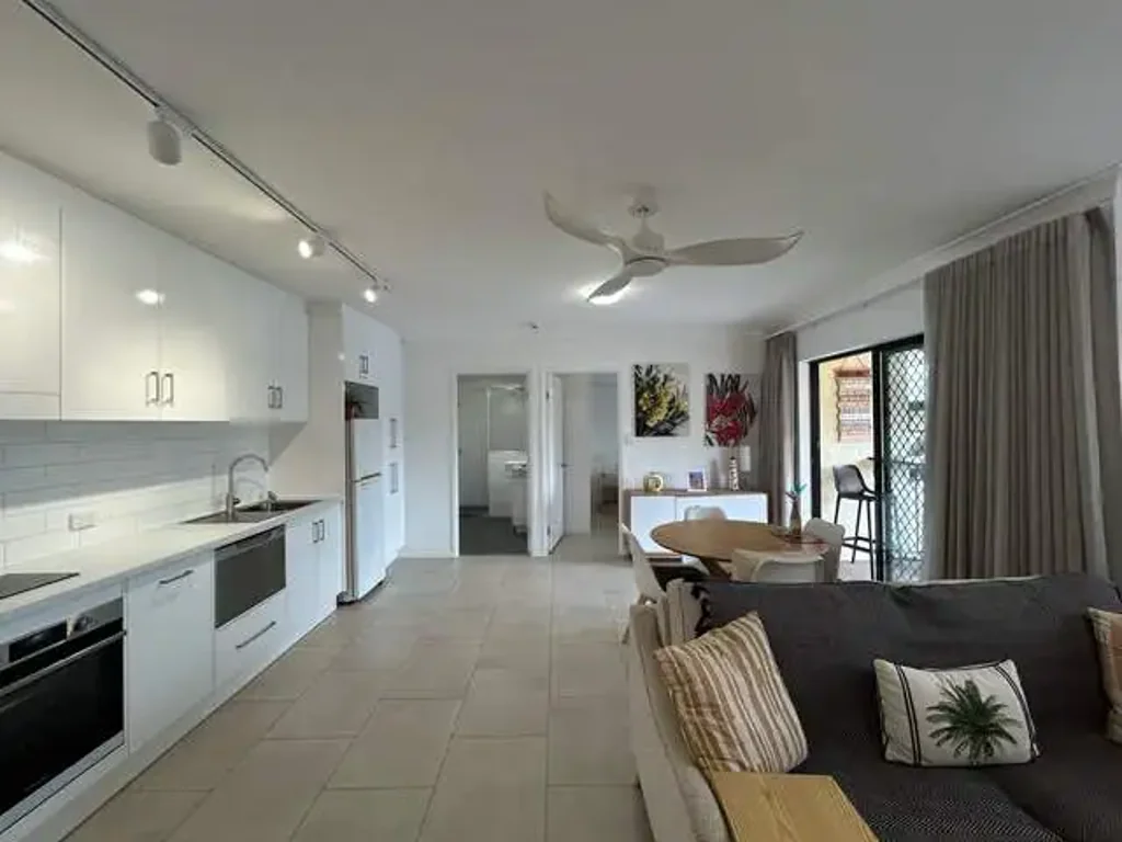 FURNISHED BEACHSIDE LIVING - AVAILABLE NOW