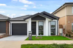 11 Palmdale Crescent, Mambourin