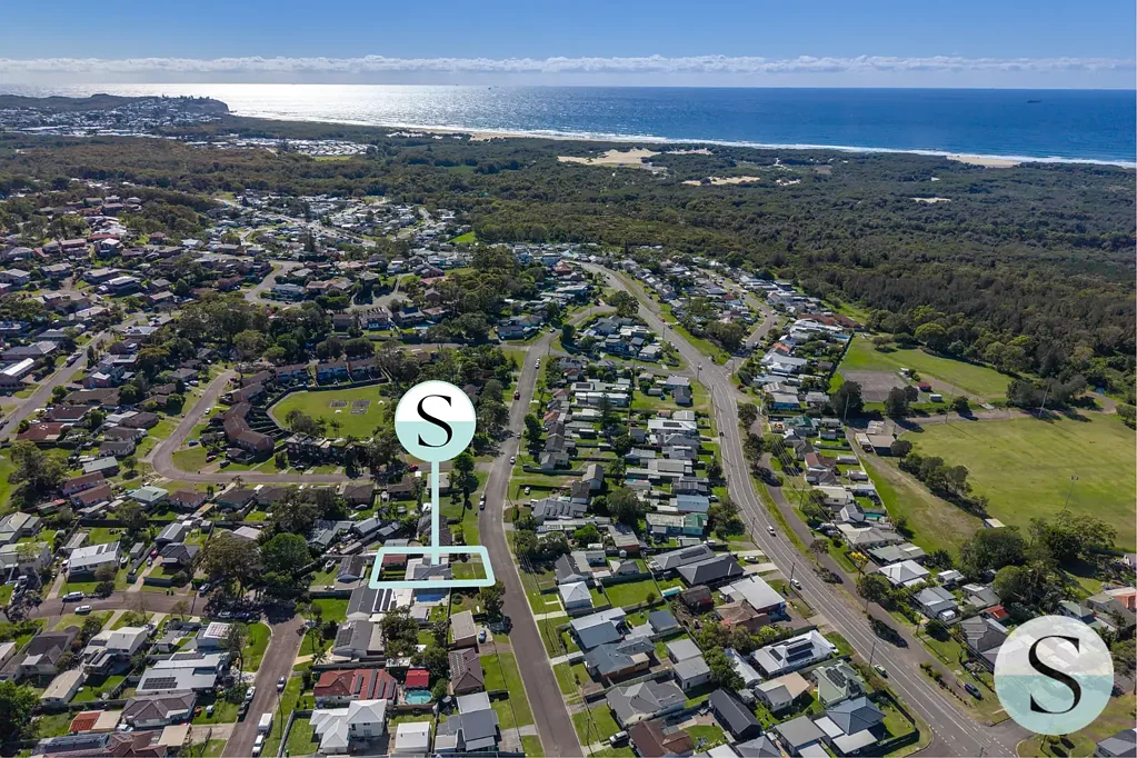 Belmont North 3ਬੈੱਡਰੂਮ Big Value So Close To Redhead Beach, Single Level Home & Large Flat Block, 20m+ Frontage, Dual Side Access, Renovated Kitchen & Living