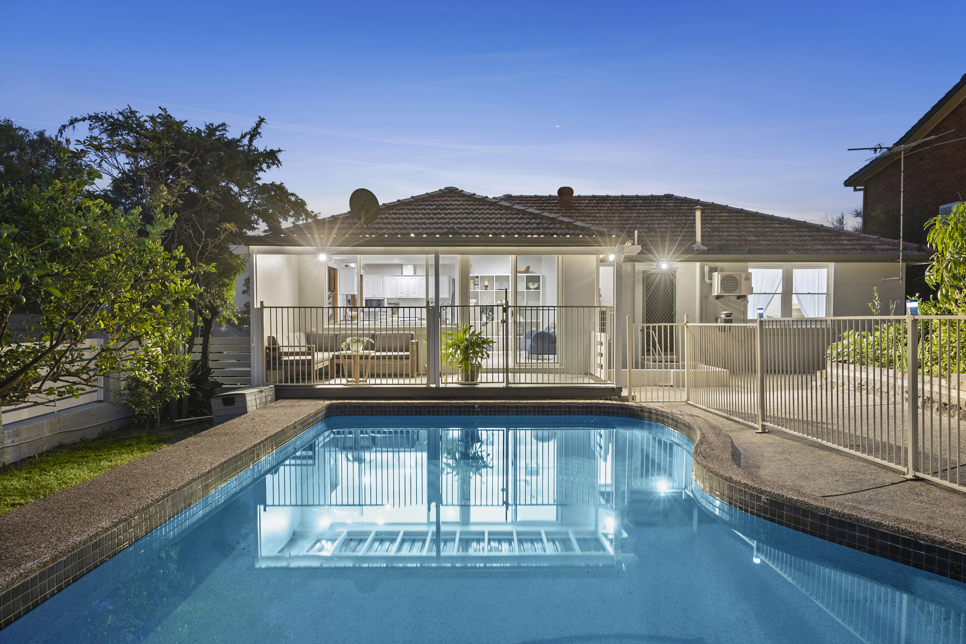 27 DOBROYD RD, BALGOWLAH HEIGHTS NSW 2093, 0 Bedrooms, 0 Bathrooms, House