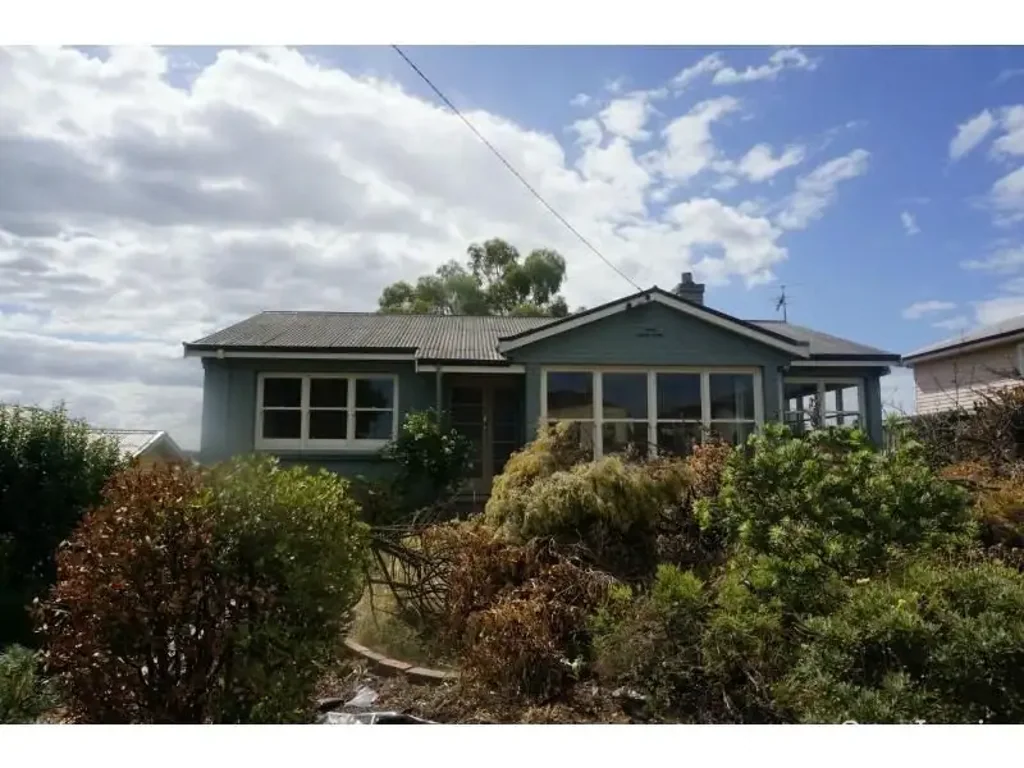 Neat and Tidy Home in Kings Meadows