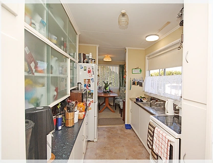 12 Nuku Street, Tangimoana, Manawatu, 2 ਕਮਰੇ, 1 ਬਾਥਰੂਮ, House