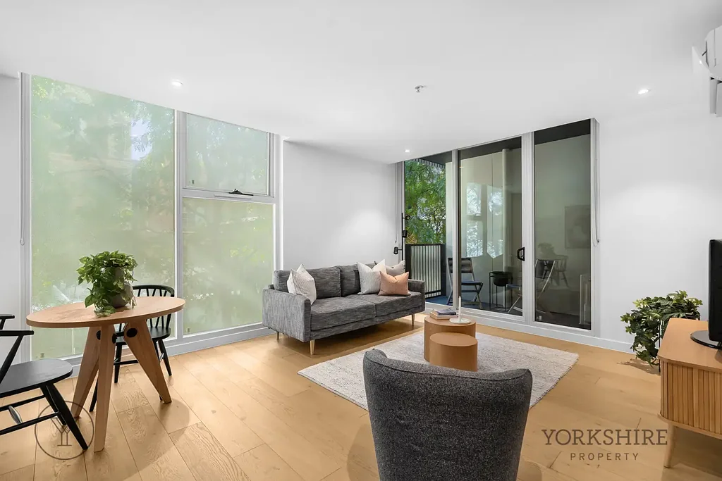 Luxury One Bedroom Apartment