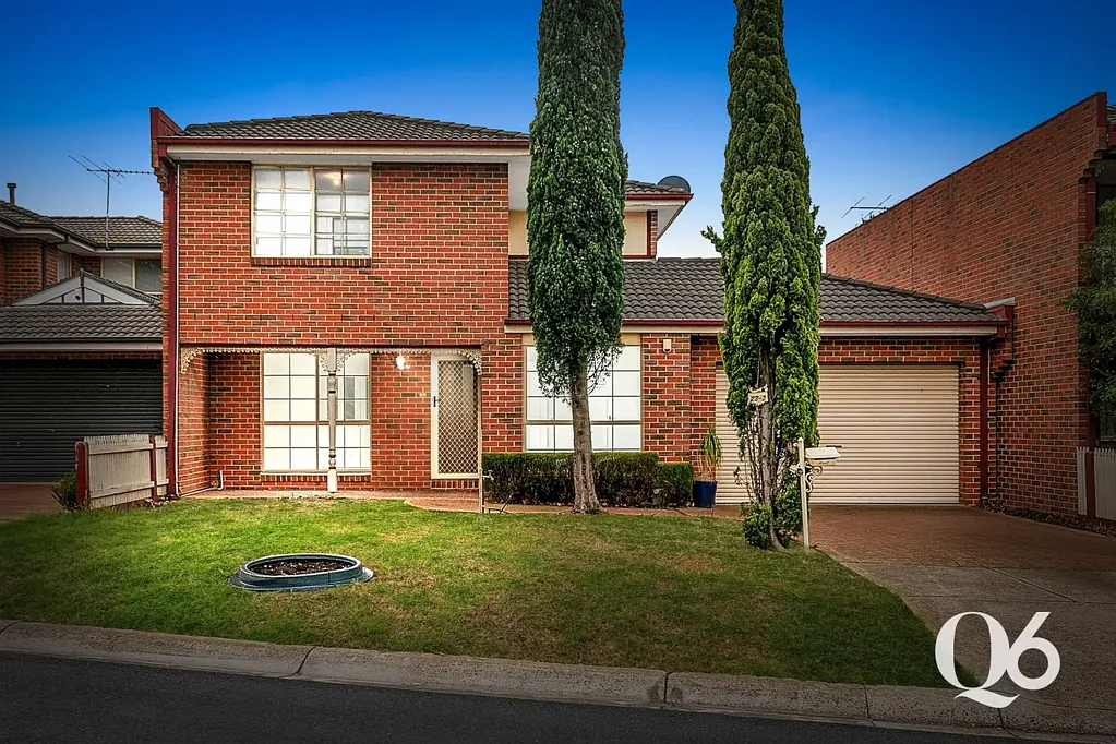 2/23 Messina Crescent, Taylors Lakes, VIC 3038