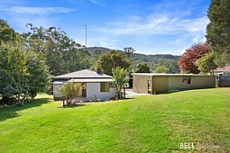 1098 Little Yarra Road, Three Bridges