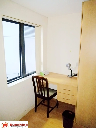This lovely studio apartment come with fully furnished