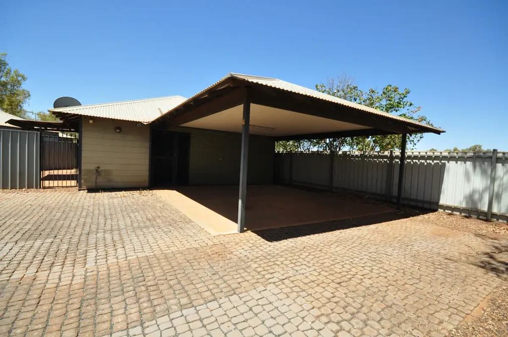 3/2 Phalarope Way, South Hedland, WA 6722