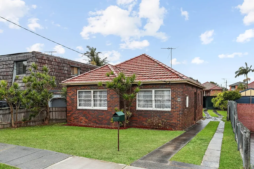Matraville 2 Bedroom Full Brick Freestanding Home with Exciting Scope