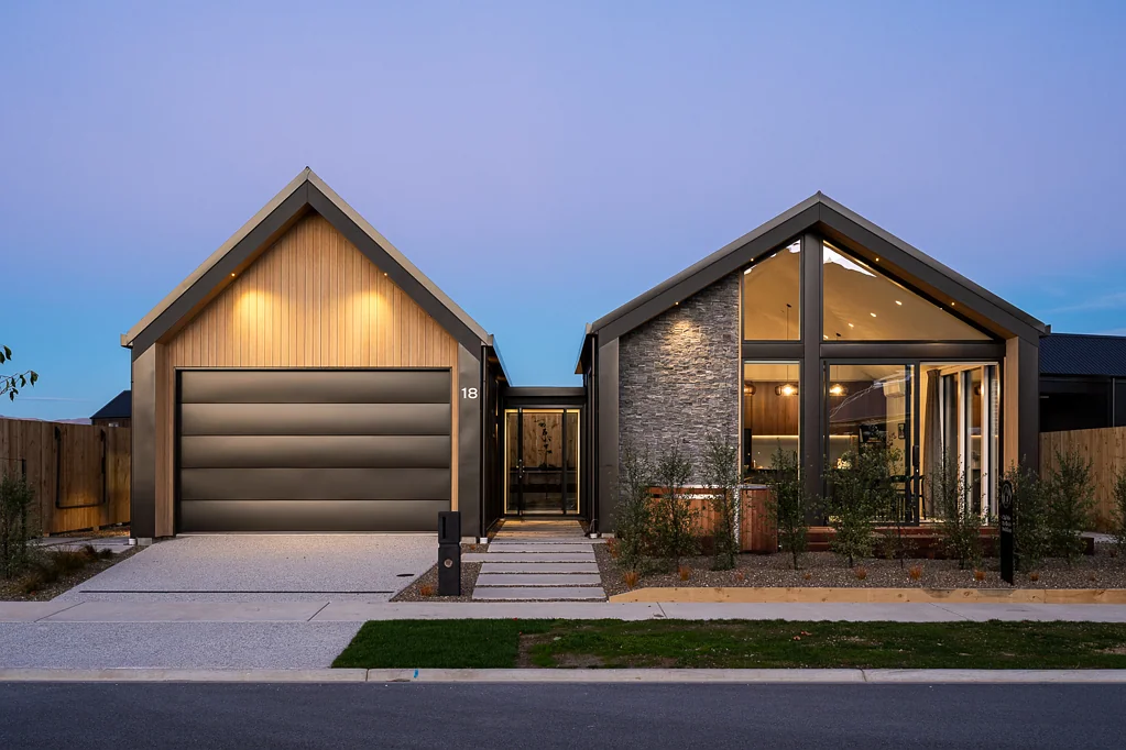 Wanaka 4房  Architectural luxury with mountain views