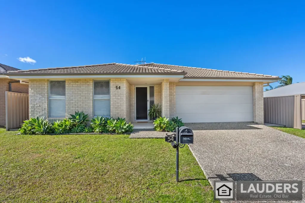 Great Three Bedroom Home in Sought After Estate