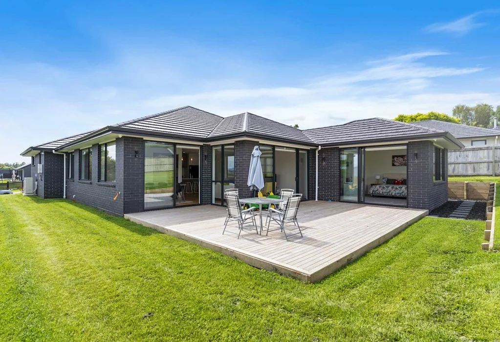 Pukekohe 5房  Act Fast – Committed Seller Wants It Gone!
