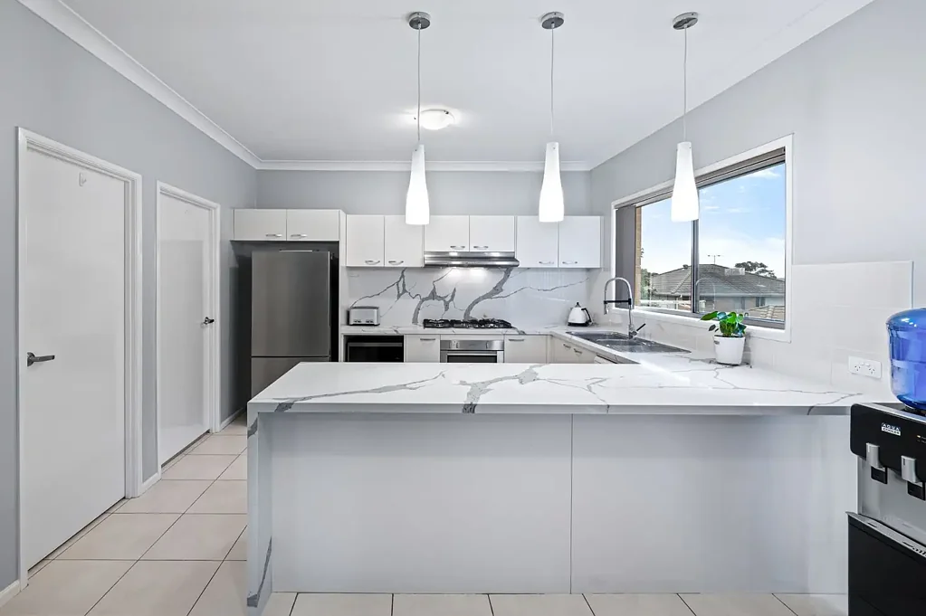 15 Snowy Avenue, Minto, NSW 2566