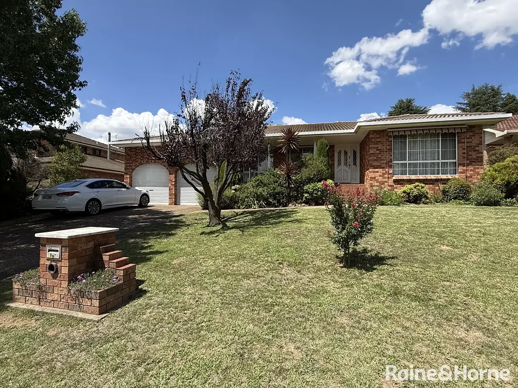 18 Coogal Drive, Orange, NSW 2800