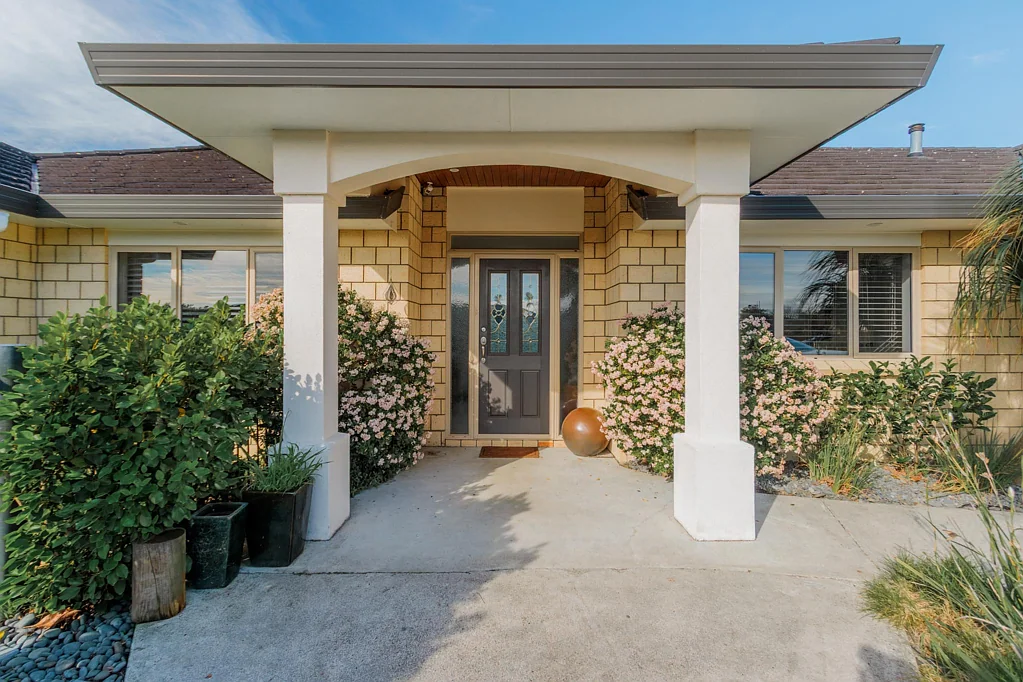 Huntington 5ਬੈੱਡਰੂਮ Space, Comfort & Lifestyle in Prime Huntington
