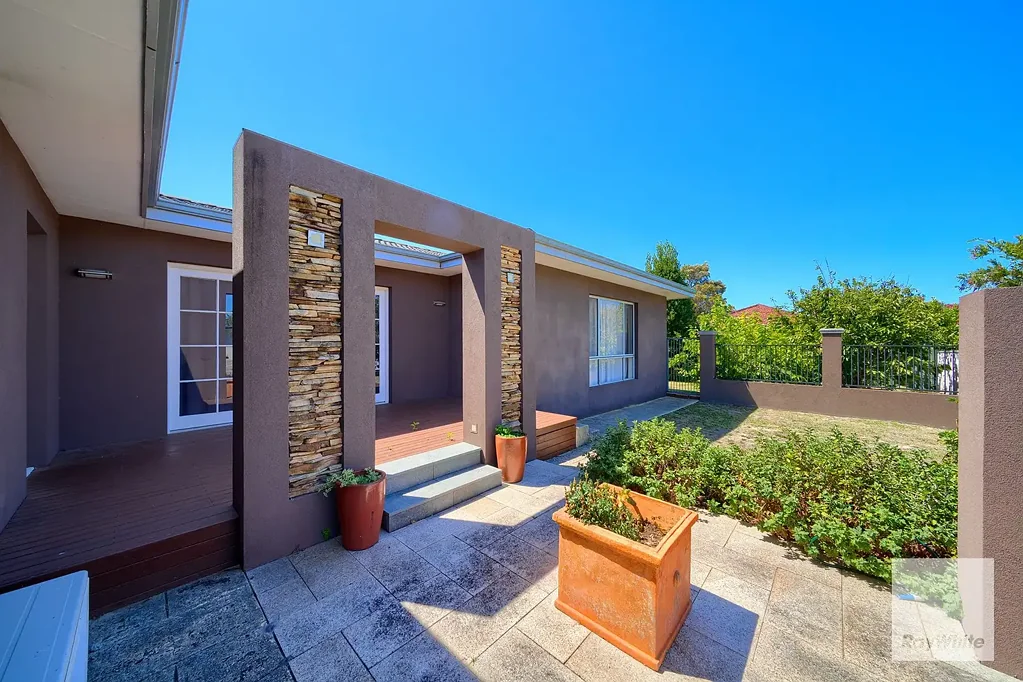 25 Balston Road, Gledhow, WA 6330