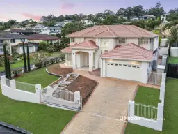 16 Golden Rain Place, Stretton