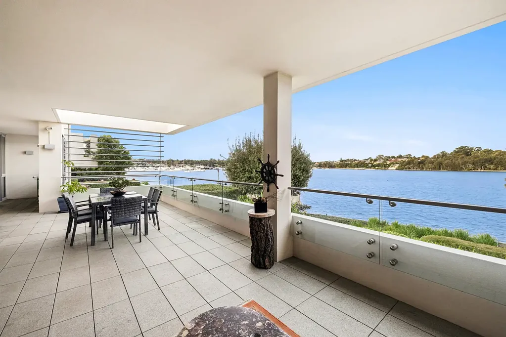 Cabarita 3બેડરૂમ Waterfront Sanctuary with Grand House-Like Scale
