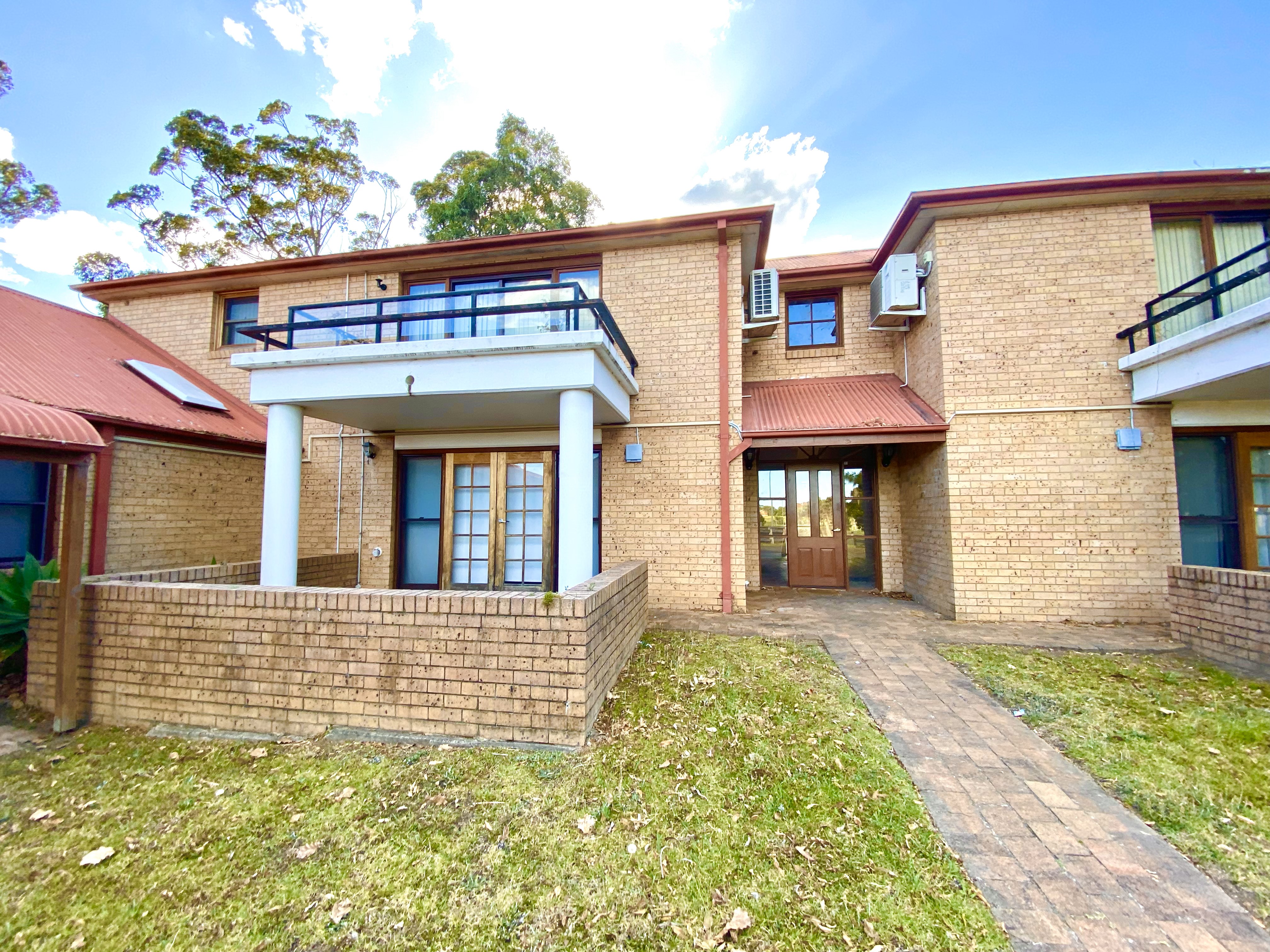 UNIT 2 22 HAWTHORN AV, NOWRA NSW 2541, 0 chambres, 0 salles de bain, House