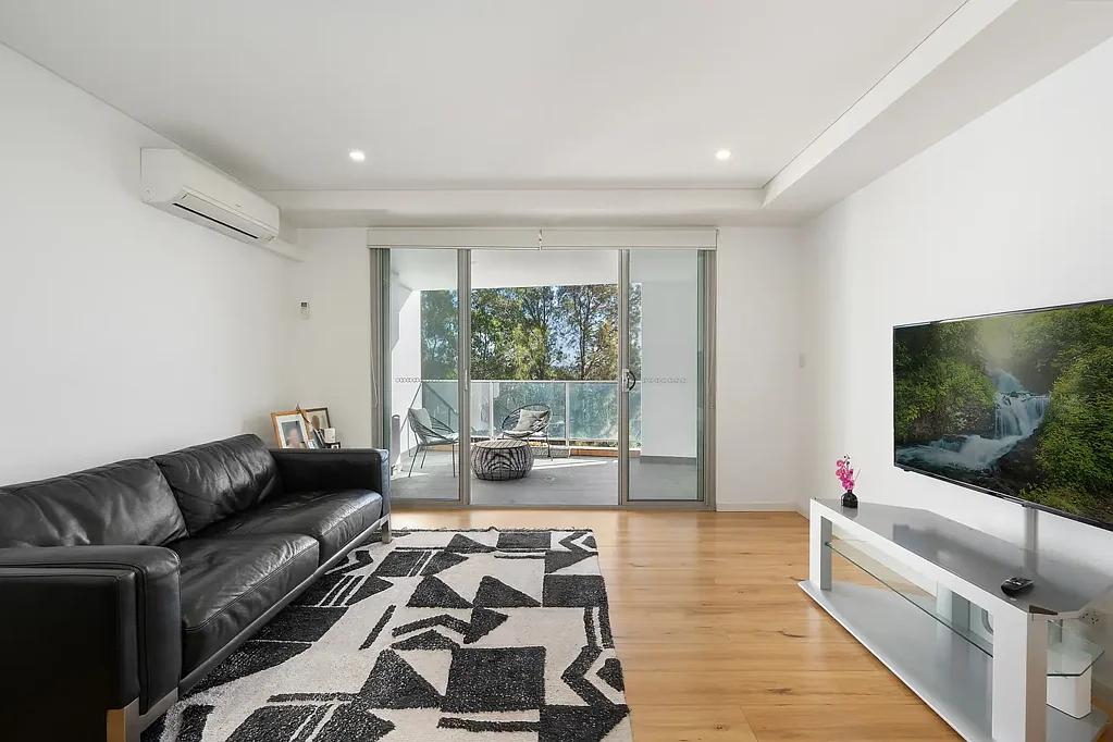 Roselands 2બેડરૂમ Oversized North Facing Apartment in Central Roselands Setting
