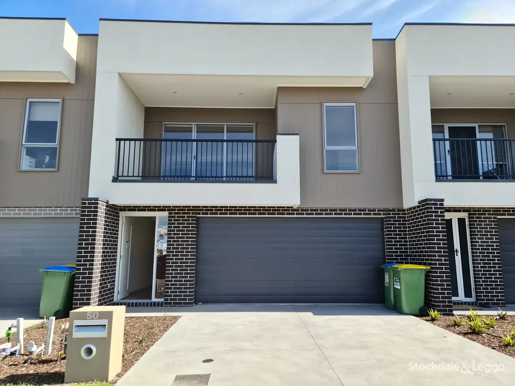 Your Townhouse Awaits!