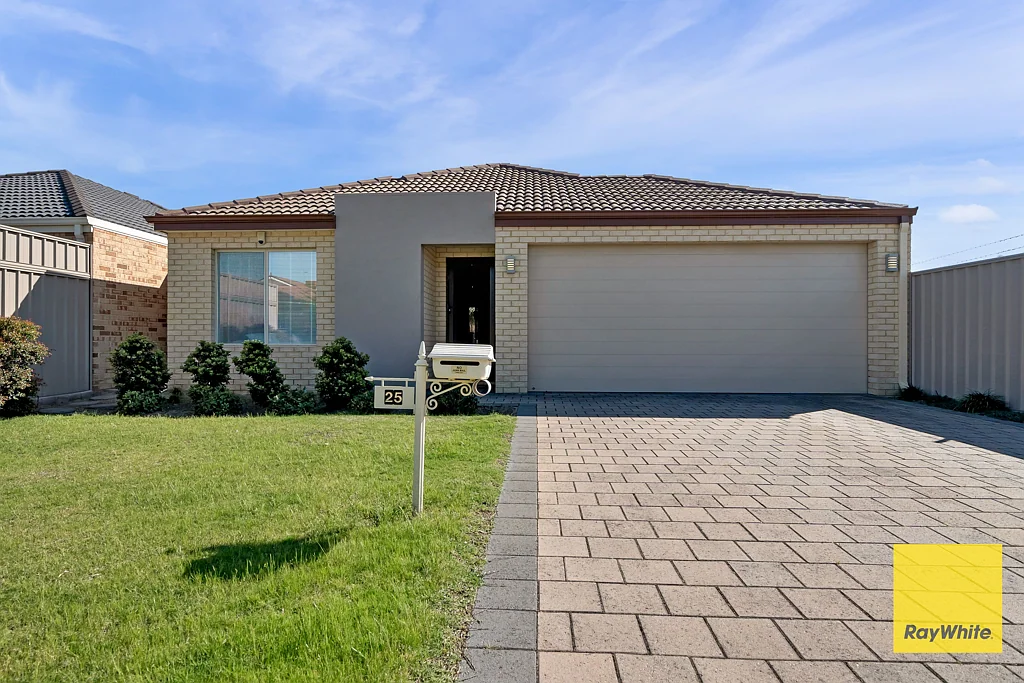 25 Landsdale Road, Darch, WA 6065