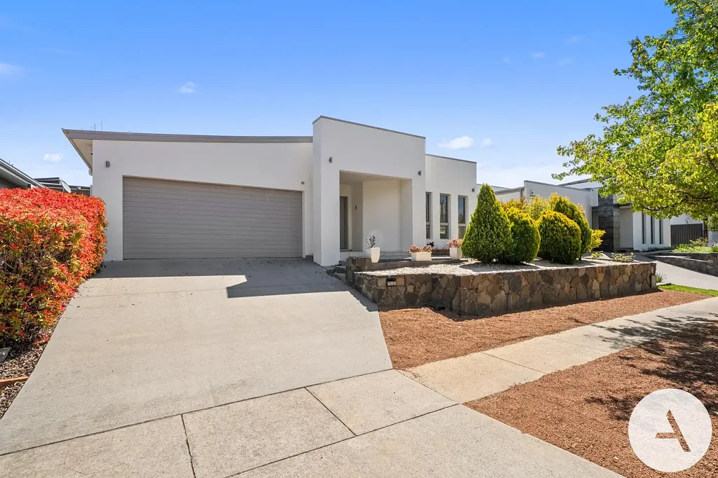 5 Gavin Long St, Franklin, ACT 2913