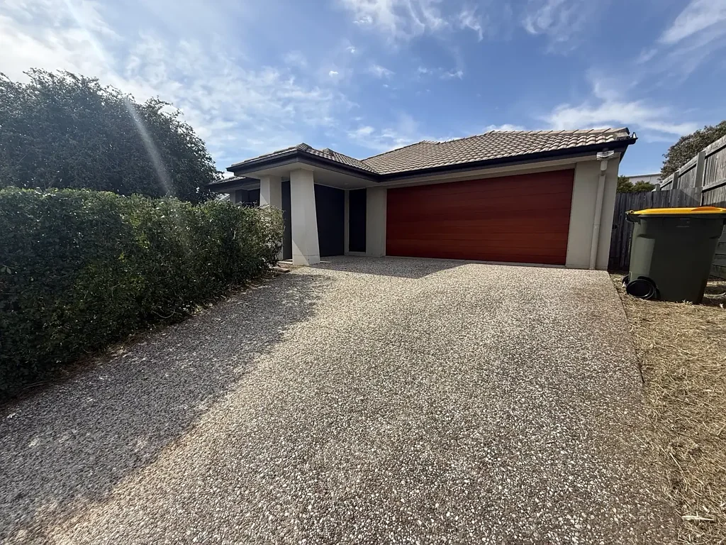 Freshly Updated Family Home in Quiet Cul-de-Sac