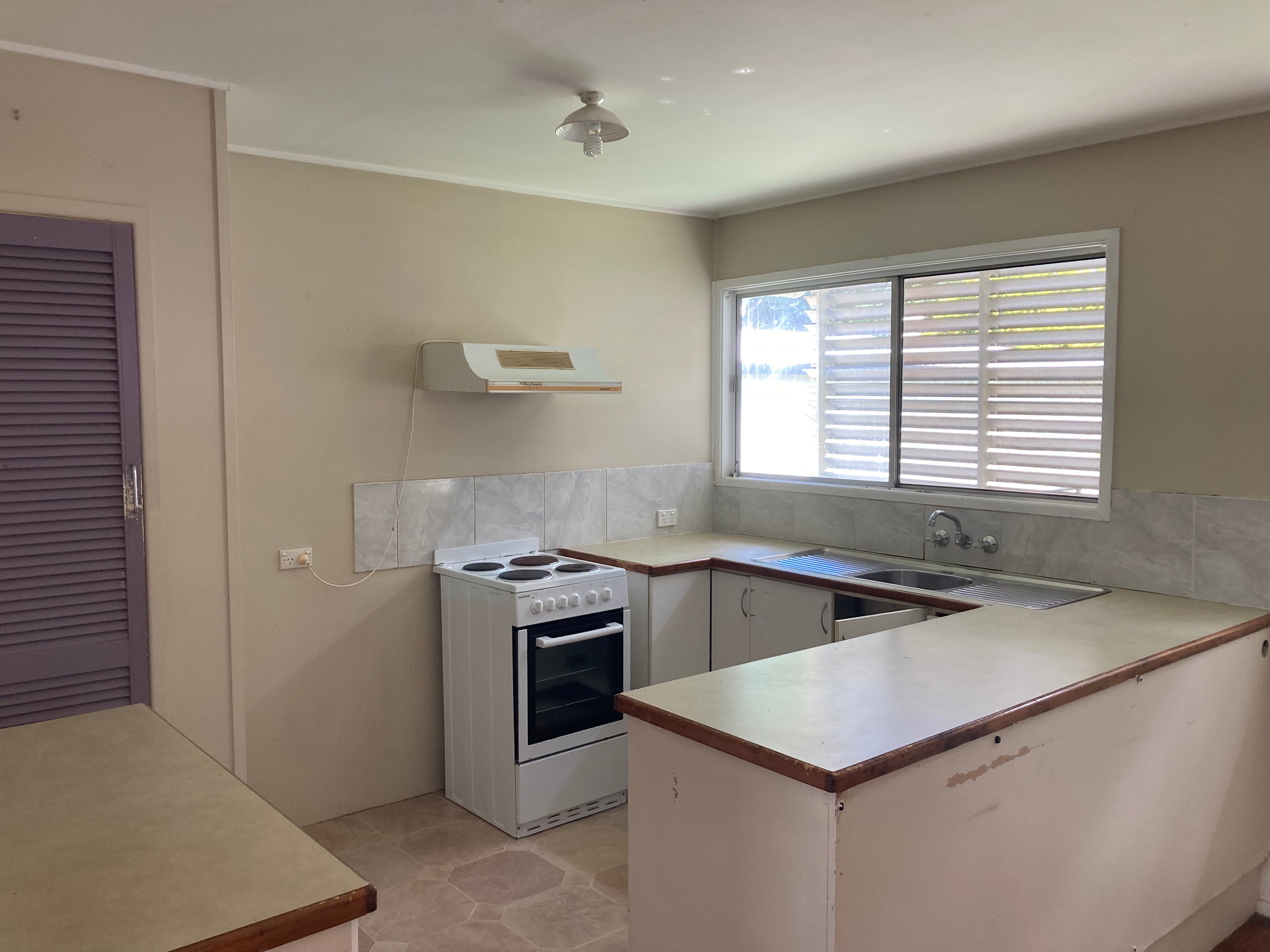 5 SUMMER ST, DECEPTION BAY QLD 4508, 0 ห้องนอน, 0 ห้องน้ำ, House