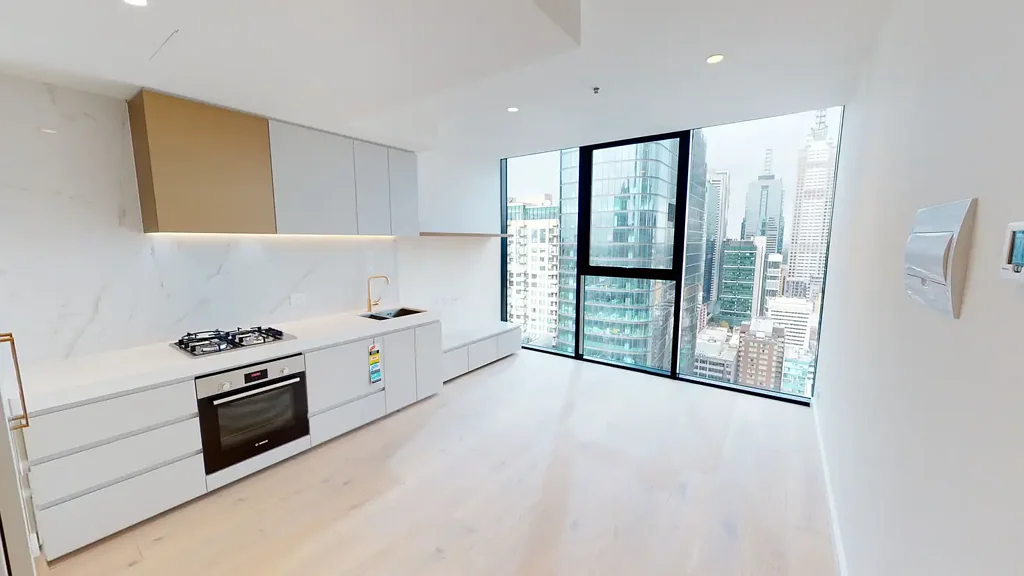 Live the high life - The Peak on La Trobe