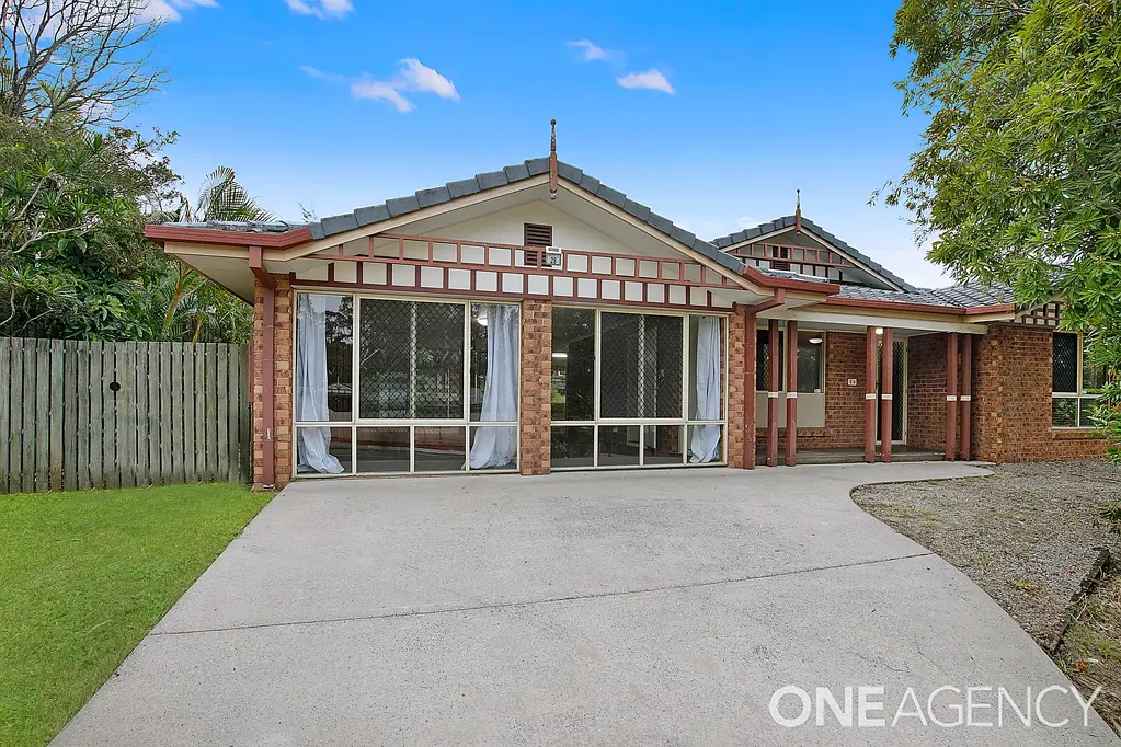 Spacious Family Home with Multiple Living Areas & Outdoor Entertaining