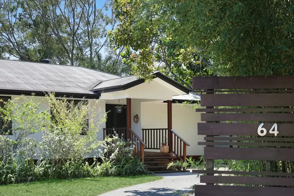 Tallebudgera 7 Slaapkamer Elevated Tallebudgera Oasis a Private Paradise, Minutes from Schools, Beaches and Shopping