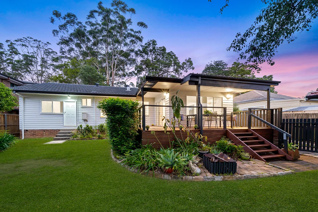 West Pennant Hills 3Kwarto Updated family retreat with duplex potential (STCA) in WPH Public catchment