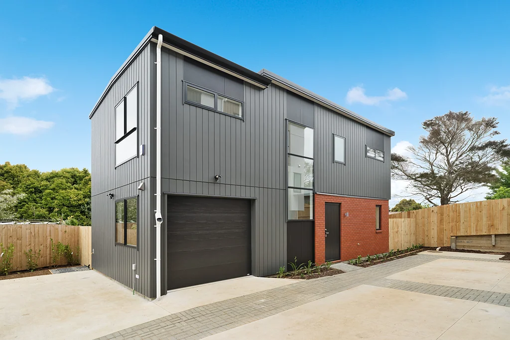 Waiotaiki Bay 4બેડરૂમ Freehold, Contemporary & Value-Packed!