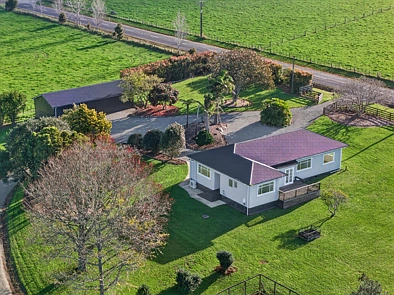Kerikeri 4Zimmer Modern Comfort Meets Country Charm