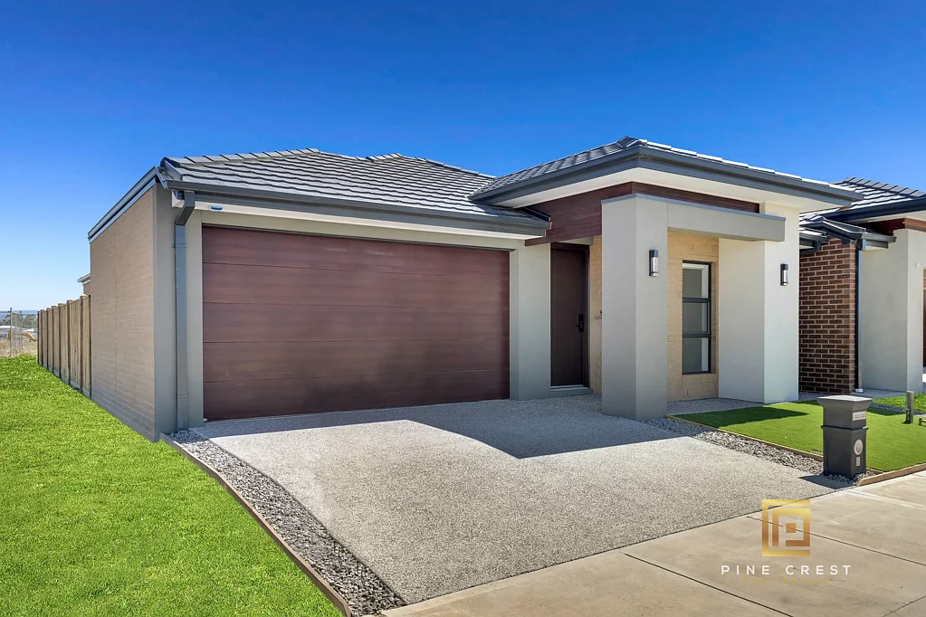 Sunbury 4 Bedroom Brand New Family Home..!