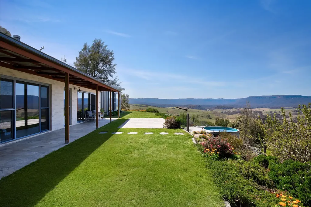 32 Timperi Drive, Kanimbla, NSW 2790