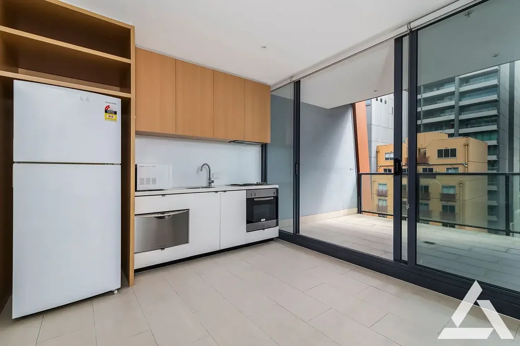 PARTLY FURNISHED APARTMENT!