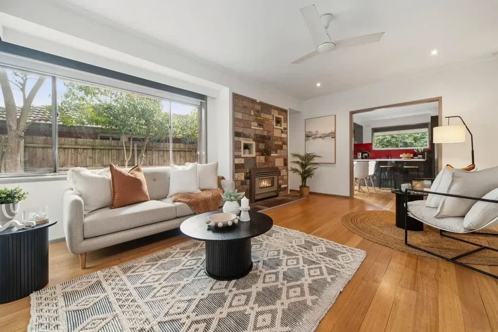 Frankston South 4 Bedroom Parkside Family Living in FHSZ