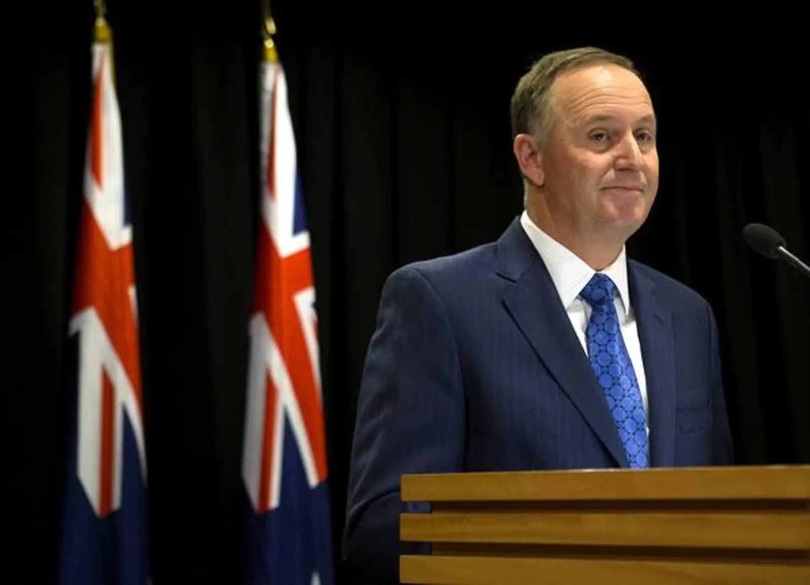 今日新西兰前总理John Key被授予男爵称号 另外还有5人被授予男爵和女爵头衔