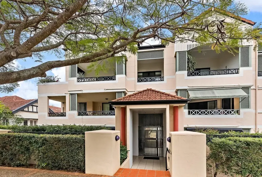 Hamilton 2Kwarto Location & Lifestyle in the Heart of Hamilton – Two Side by Side Car Spaces