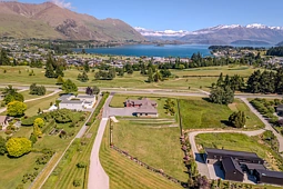 90B Golf Course Road, Wanaka