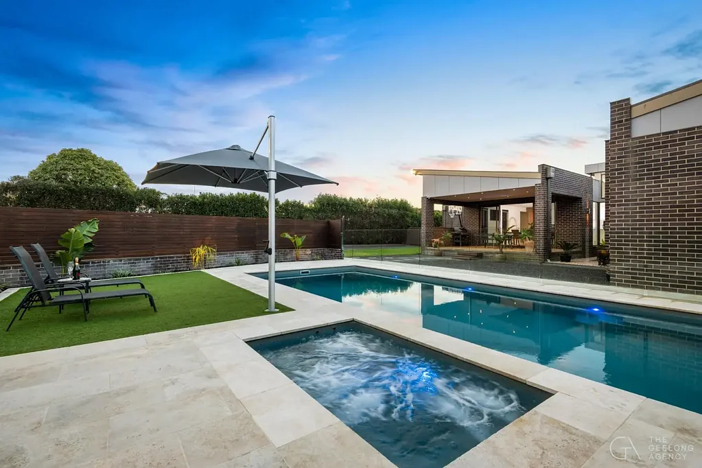 Indented Head 5chambre Exquisite Bayside Sanctuary: A Masterpiece of Modern Luxury