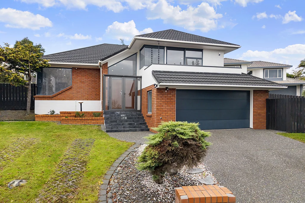 32 Currell Way, Somerville, Manukau City, Auckland