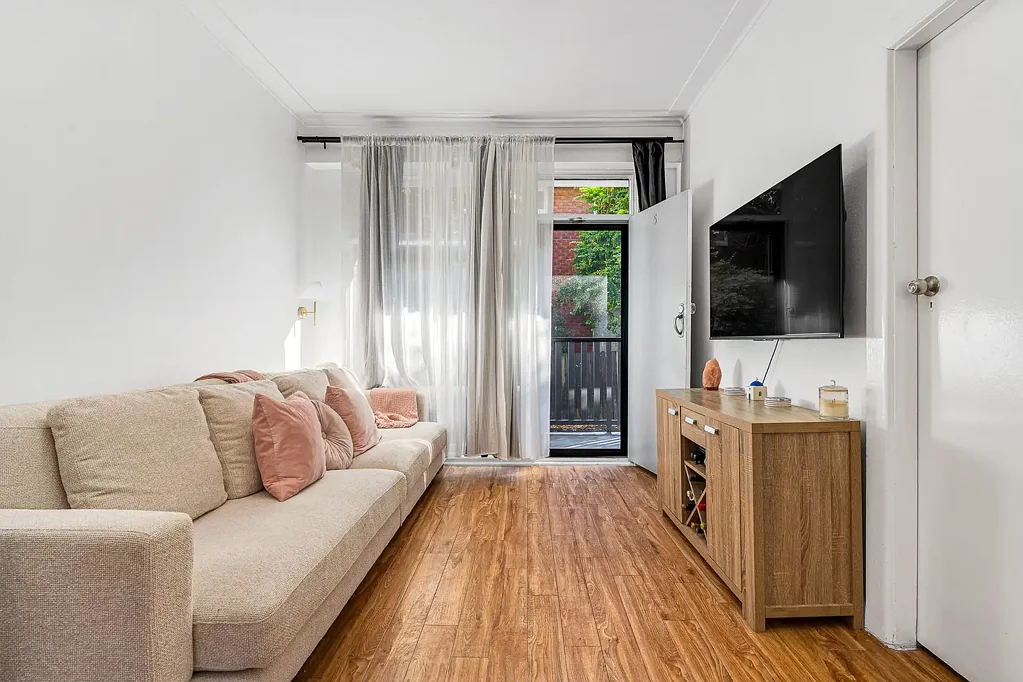 Convenient & Low-Maintenance Living