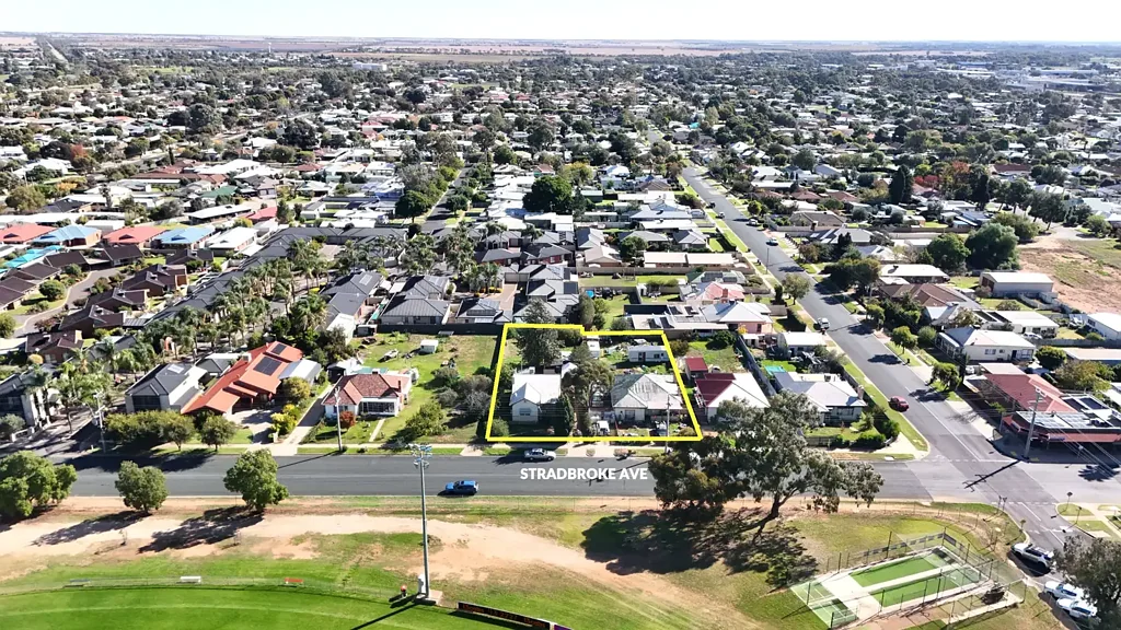 Swan Hill 3 Bedroom Prime Dual-Allotment Opportunity - Ideal for Developers or Homebuilders