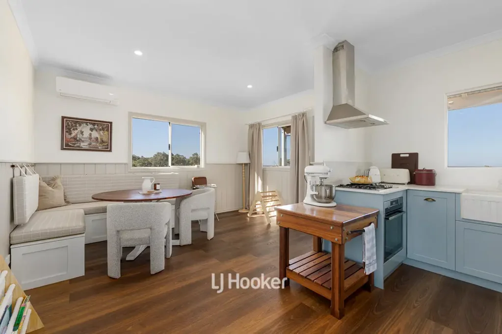 69 Livingstone Heights, Roelands, WA 6226